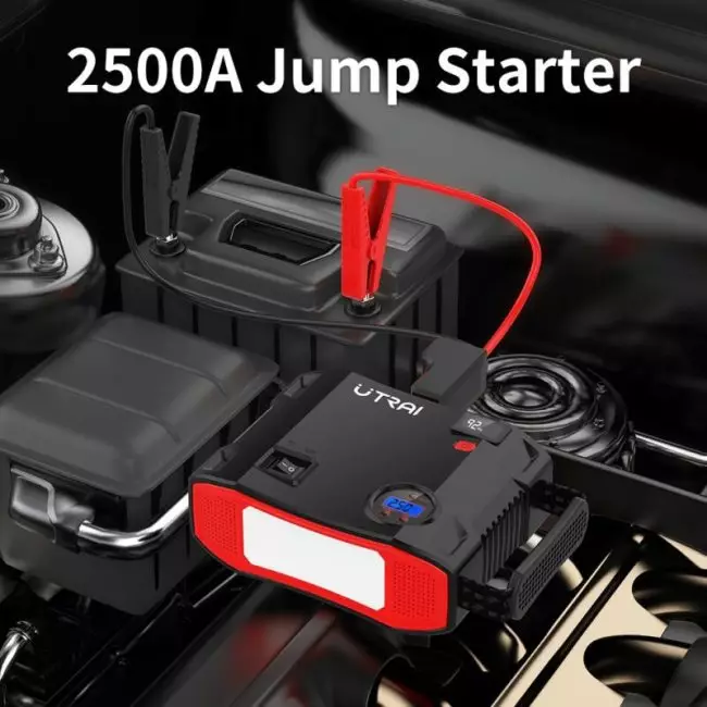 UTRAI 4 In 1 2000A Jump Starter Power Bank 150PSI Air Compressor Tire Pump Portable Charger Car Booster Starting Device 2