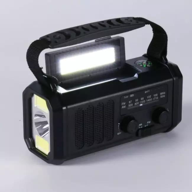 Solar Powered Emergency Power Bank SOS Alarm Type-C Charging Hand Crank Radio with LED Flashlight Multifunctional for Cell Phone 1