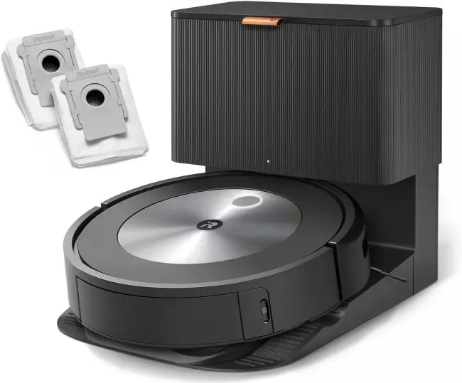 iRobot Roomba j7+ avoiding a pet waste obstacle with PrecisionVision Navigation