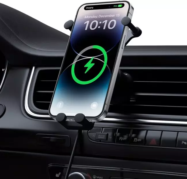 Smart Chip Integration in Baseus Wireless Charger for Safe and Protected Charging of Smartphone Batteries